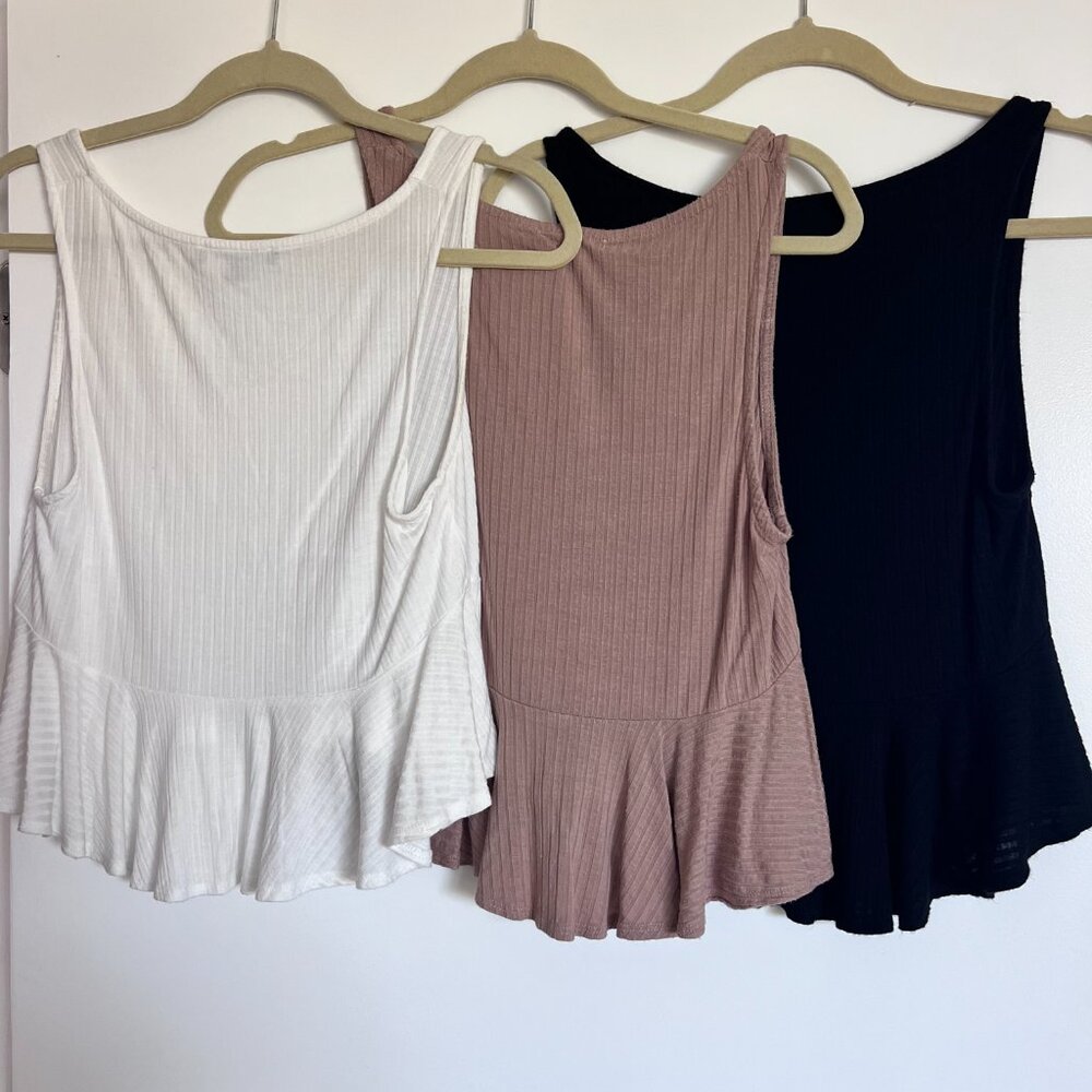 3-for-1!! Lulu's Ribbed V-Neck Ruffled Cropped Tank Tops - Picture 12 of 14